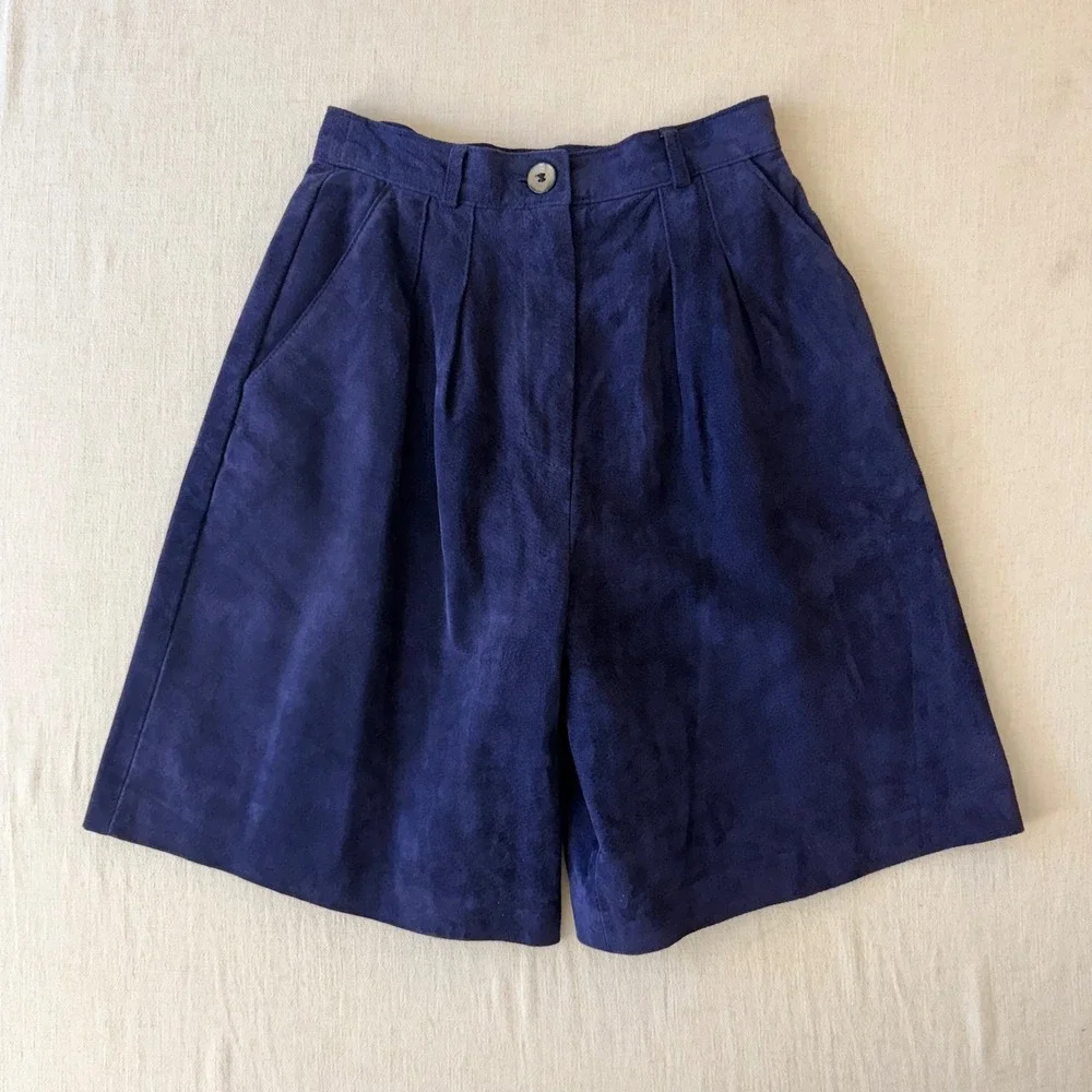 Kenar Vintage 90s High Waisted Suede Leather Pleated Shorts Women 4 Navy Blue